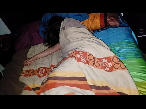❤️ A mostohafiú szidja fiatal mostohaanyját, miközben az alszik. Porno at hu.niceporn.ru ❌️